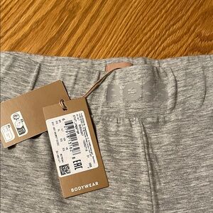BOSS ladies gray leggings NWT
